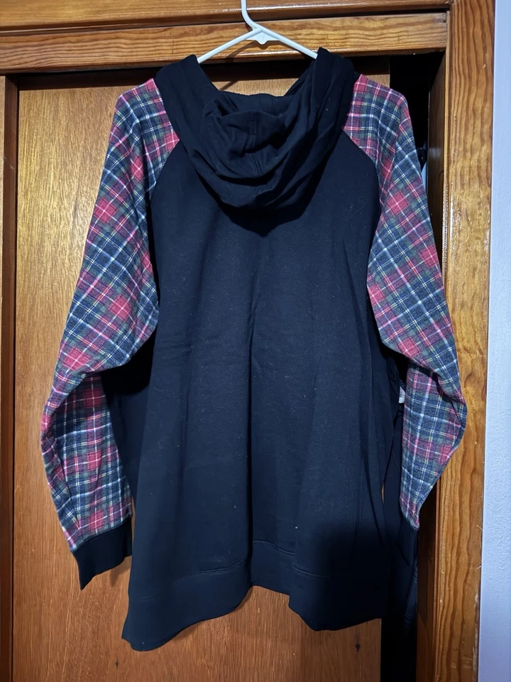 Sudadera con Capucha Torrid Talla 3 para Mujer Negra con Brazos a Cuadros Mangas Largas Foto 2 de 2