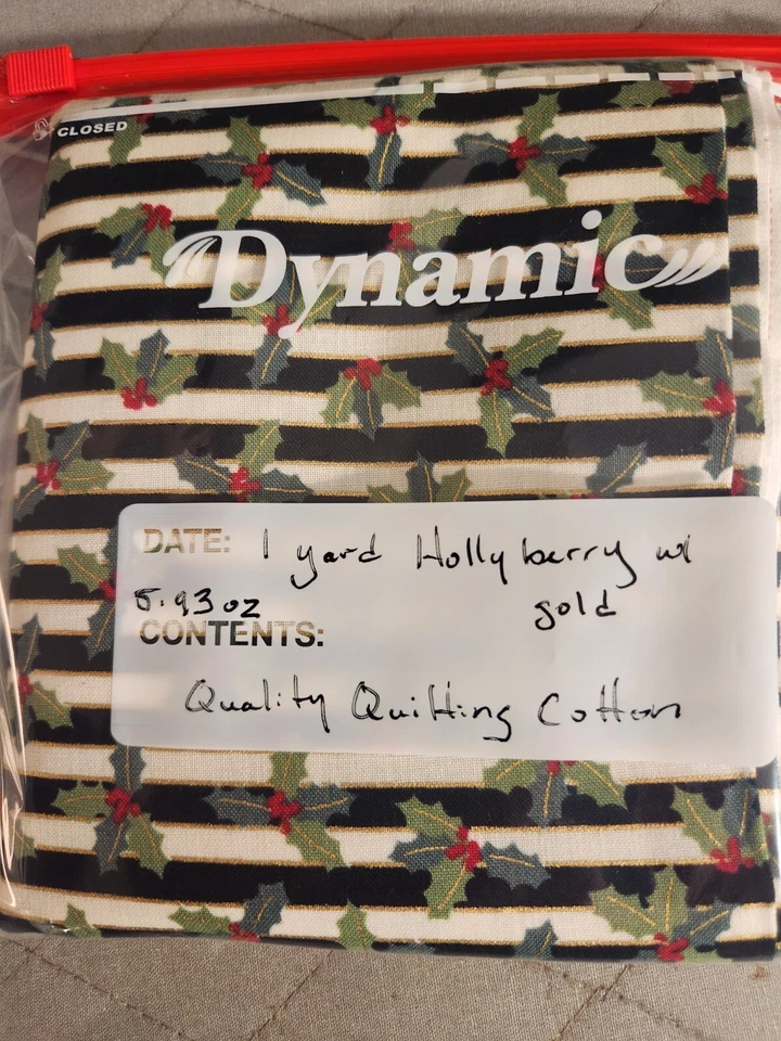 Acebo de una yarda con algodón acolchado de calidad dorada  Foto 3 de 4