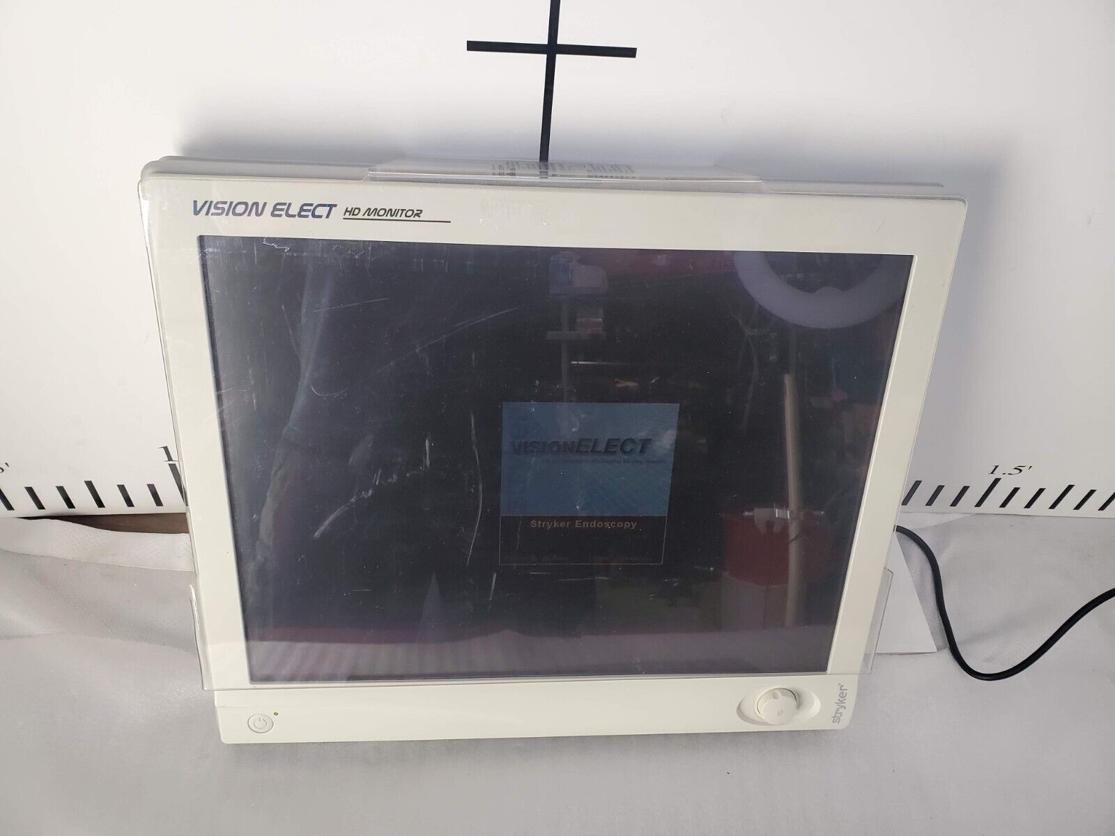 Stryker 21" Vision Elect HD Flat Panel Monitor W/ Screen Protec, No power supply