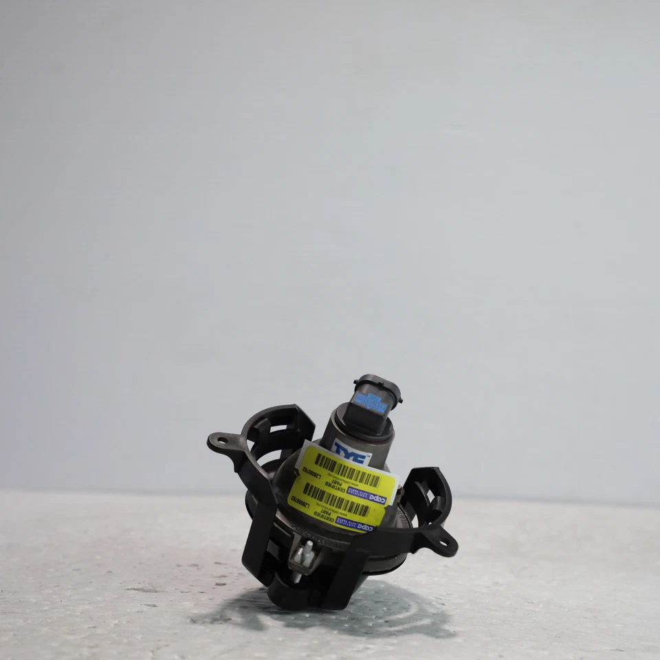 Conjunto de luces antiniebla izquierda derecha Buick Allure 2010-2010 mercado de accesorios Foto 2 de 4