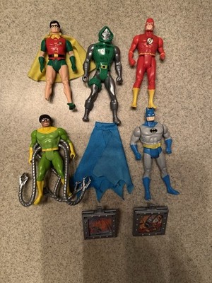 1984 Dc Superpowers Figures and 1984 Mattel Marvel Secret Wars Figures Lot