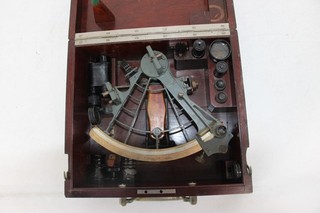 F Antique W.Ludolph A.G.Bremerhaven Welag XXIII 287 Naval Sextant Cased Set