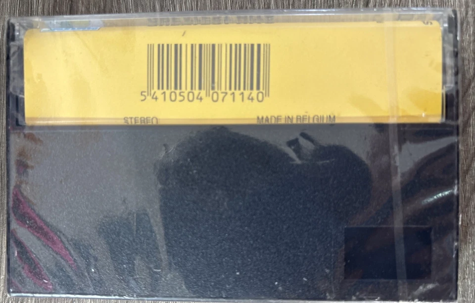 NANCY SINATRA - Greatest Hits : Cassette Album : Ft Dean Martin - Frank Sinatra - Image 2 of 3