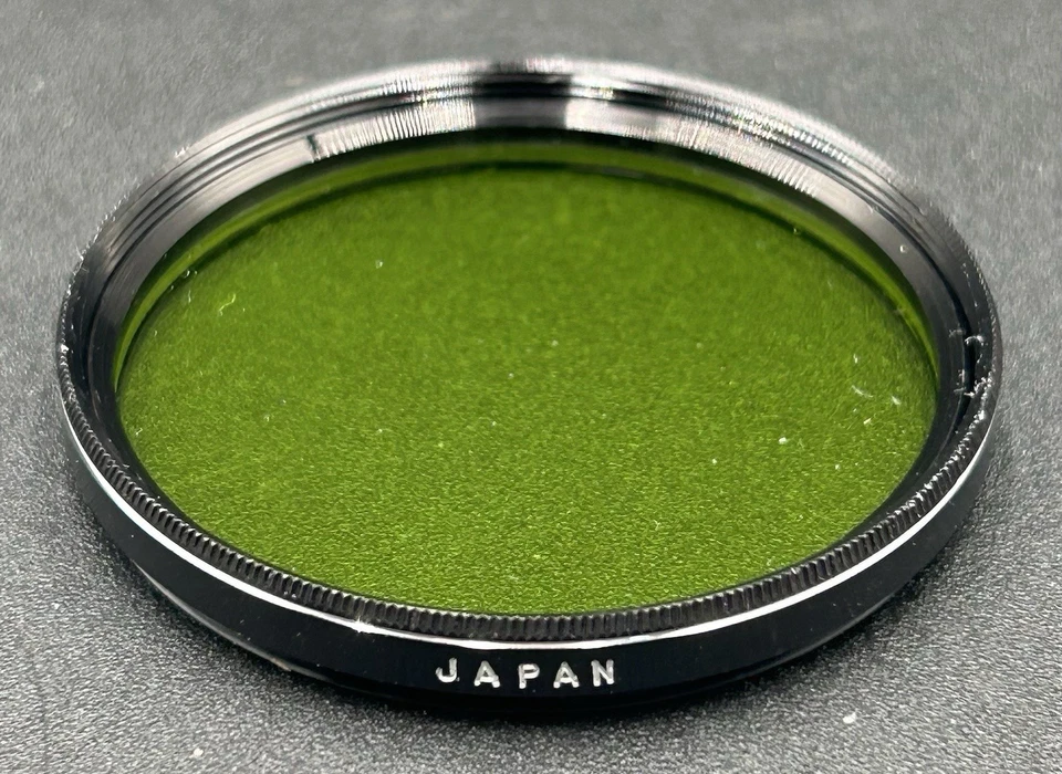 HOYA HMC 49mm G (XO) Green Filter Lens with case Made in Japan. - Image 4 of 4