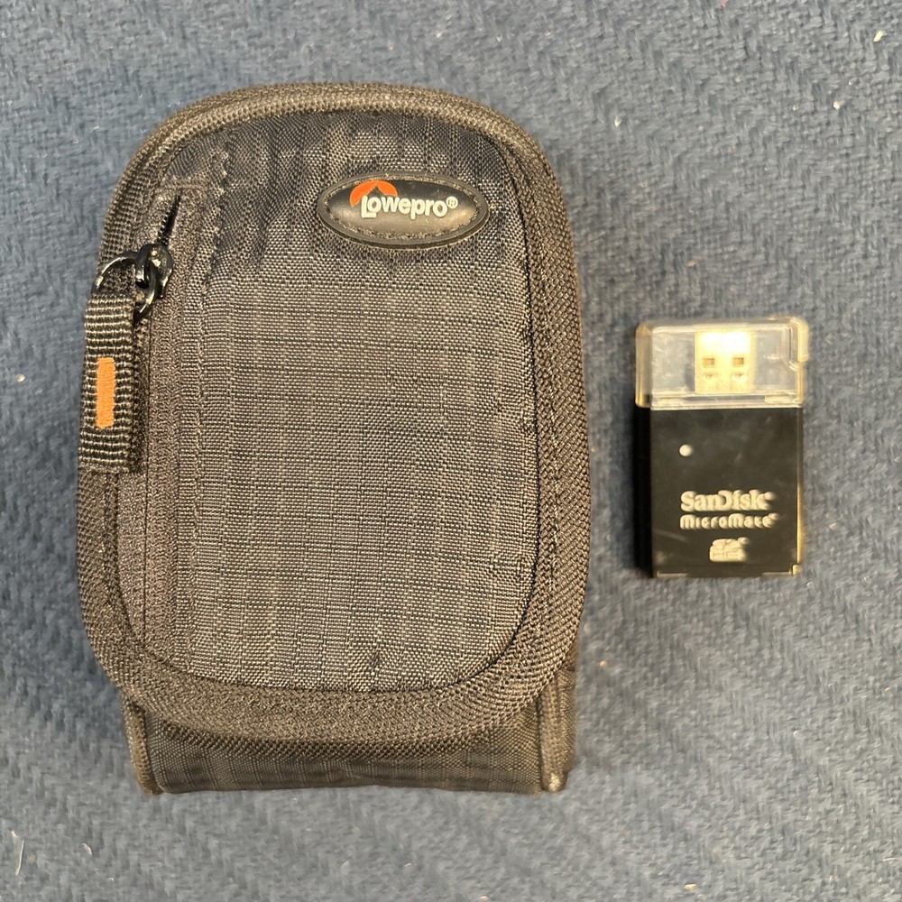 Lowepro Compact Camera Case & Sandisc Micromate SDHC. SDDR-113 Lowepro Compact Camera Case & Sandisc Micromate SDHC. SDDR-113