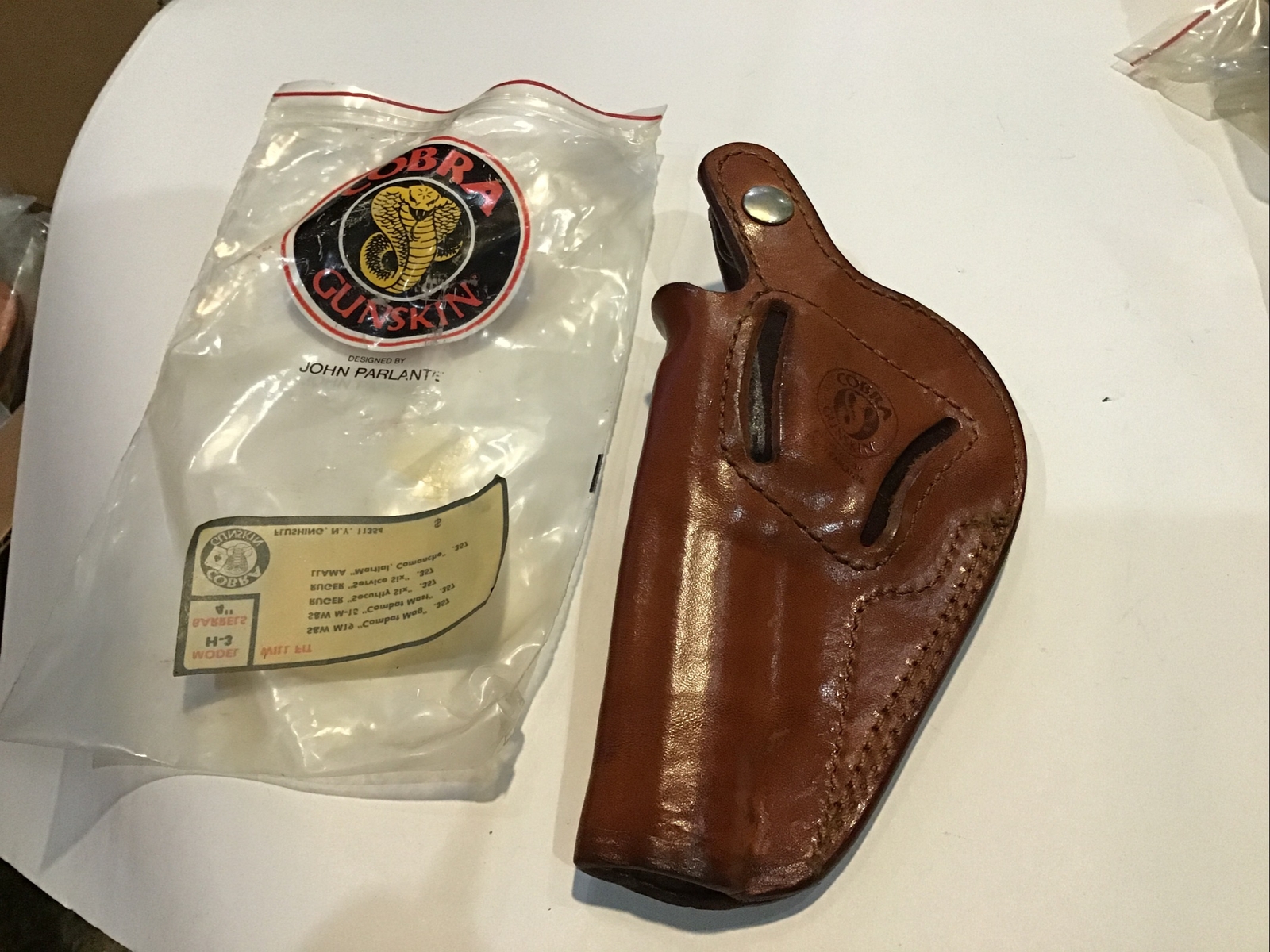 Vintage Cobra Gunskin RH In/Out Holster For S&W,RUGER,LLAMA 357 4