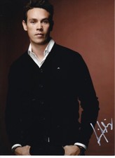 KEVIN ALEJANDRO signed Autogramm 20x25cm LUCIFER in Person autograph COA