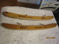 Vintage Chicago FSC Ice Skates Blades Wooden Guards Barnard Guards St Paul 1930s