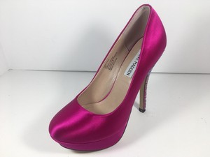 steve madden hot pink