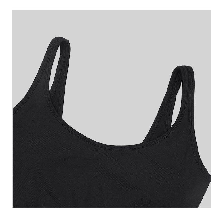 LE SSERAFIM ルセラフィム BASIC BRA TOP(BLACK)-