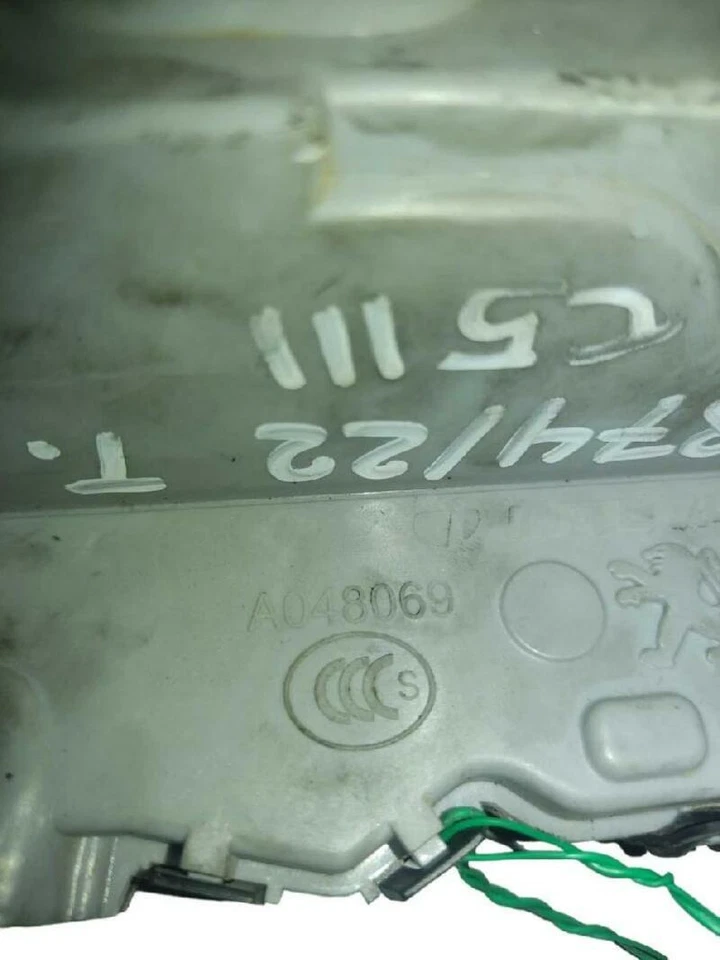 A048069 serrure porte arrière gauche pour CITROEN C5 III BREAK (RW ) 2.0 54937 - Photo 3/4