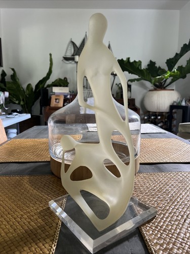 Vintage Frosted Lucite Two Person Statue Figurine Art Deco Acrylic Base 14” MCM