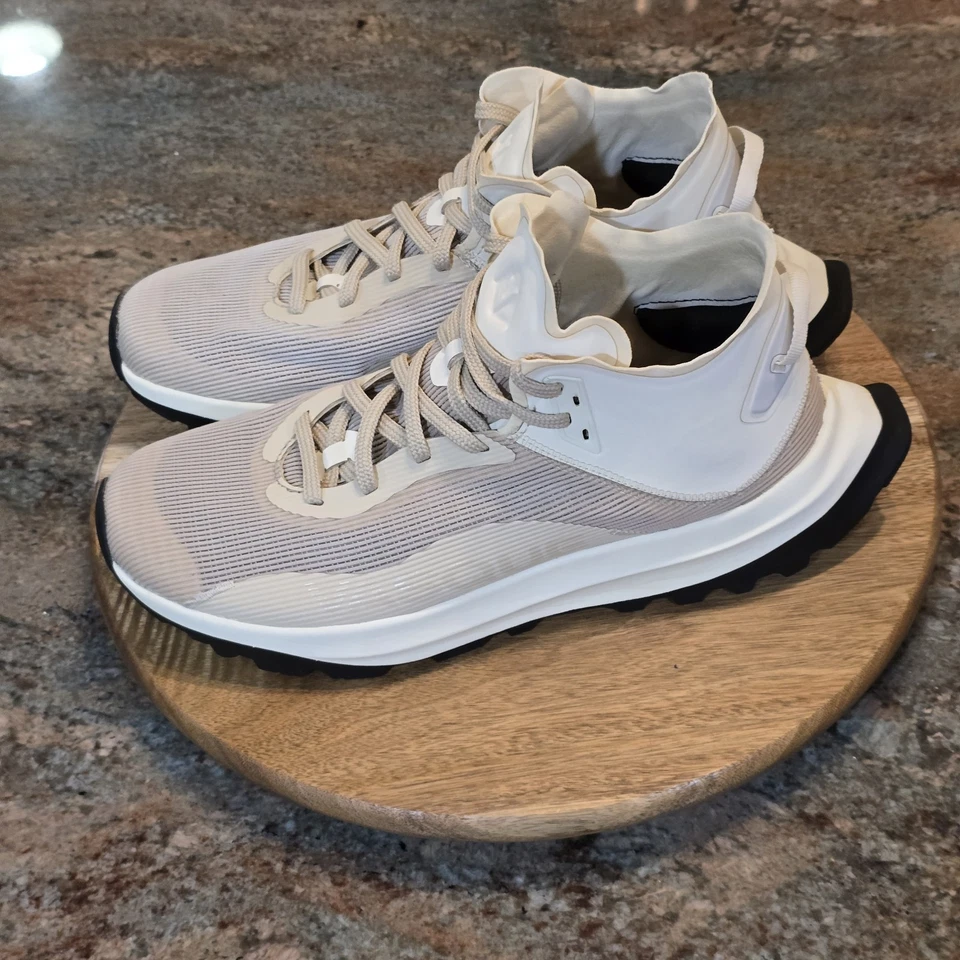 Vasque Reconnect Here Mid - Womens Sz 9 - Beige Trail Running Hiking Shoes Boots - Image 4 of 4