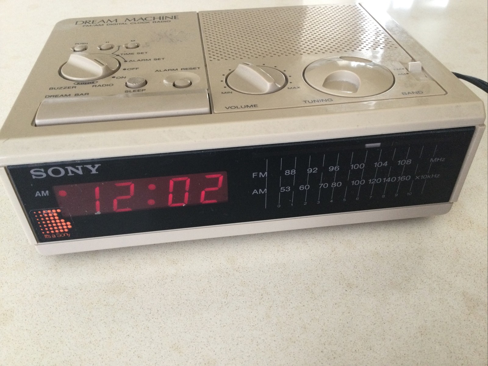 Vintage Sony Dream Machine AM/FM Clock Radio.