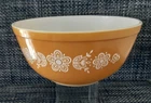 Vintage Pyrex Butterfly Gold 2-1/2 Qt Mixing Bowl # 403