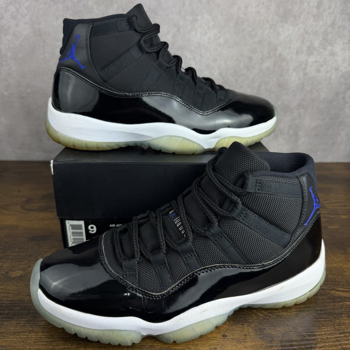 Air Jordan 11 Retro High Space Jam 2016 Size 9 378037-003 Black