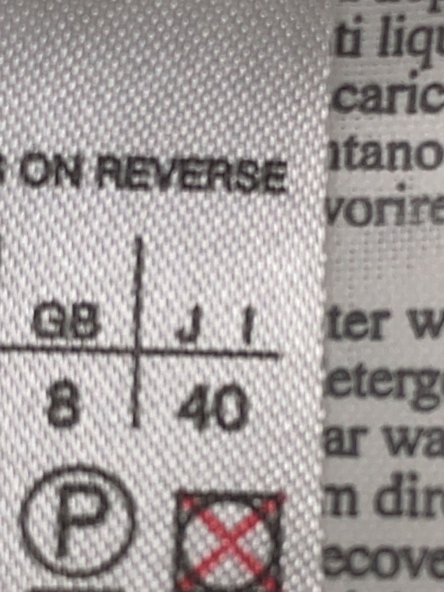 MAXMARA WEEKEND Down Jacket, Size 40, Medium Padd… - image 4