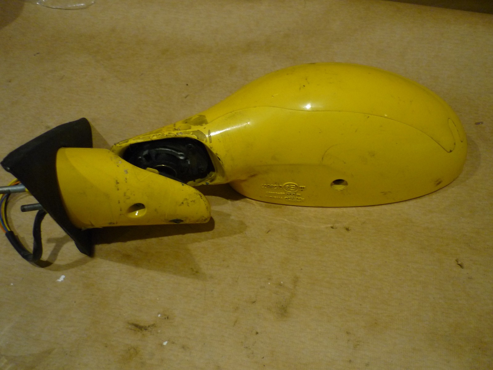 Ferrari 360 Spider Left Outer Side mirror Yellow P/N 65731810