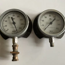 VTG LOT OF 2 WEKSLER Instruments 35-0/160 psi 4" Wide Pressure Gauges Made USA
