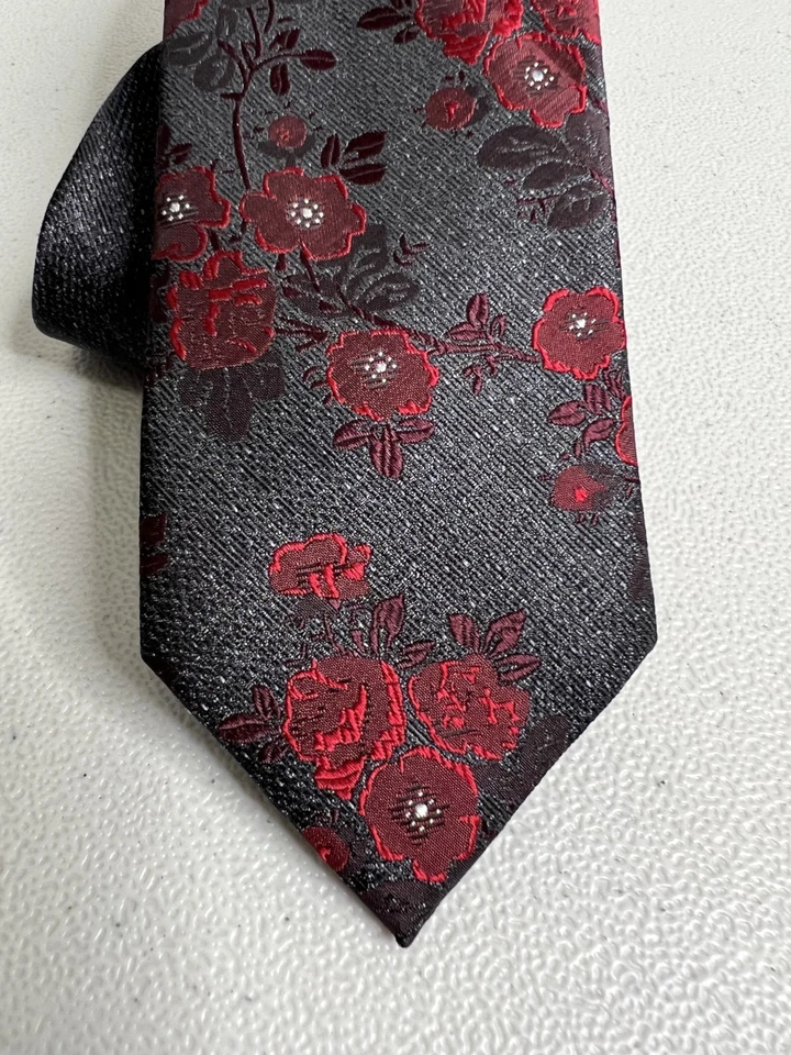 Bar III Gray and Red Floral Pattern Silk Blend Skinny Tie NWOT - Image 2 of 4