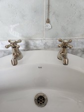 Pair of Hot & Cold Gold Quarter Turn Taps For Bathroom Bath & Basin