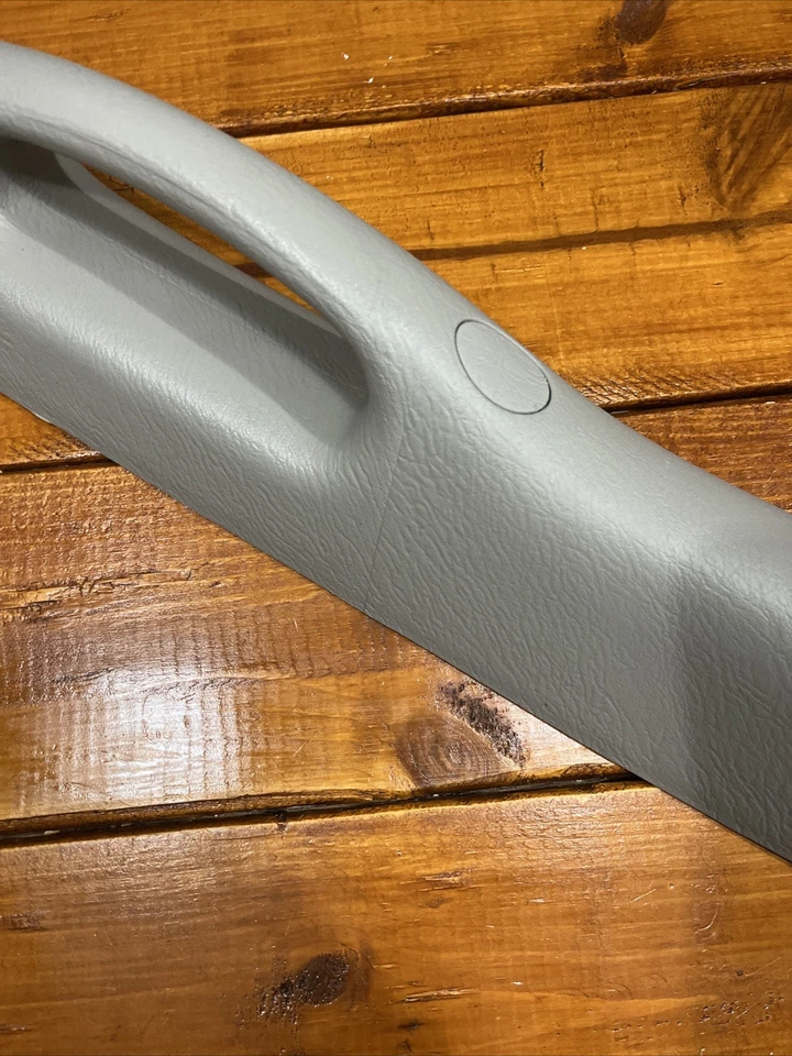 2002-06 Dodge Ram 1500 2500 3500 Passenger Side A Pillar Panel Handle Mopar OEM - Image 4 of 4