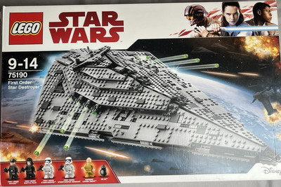 LEGO Star Wars First Order Star Destroyer 75190 mit Minifiguren Snoke & Crew