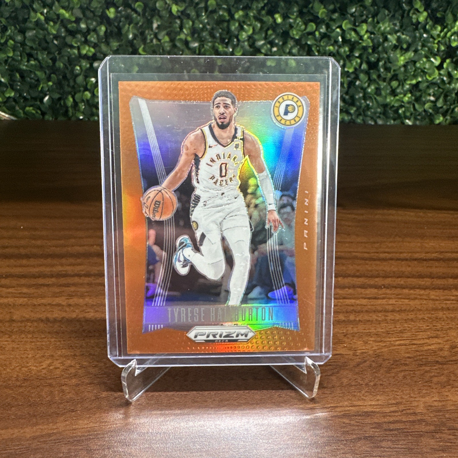 Tyrese Haliburton Orange Prizm /49 #247 - 2023 Prizm Deca