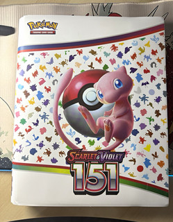 Pokémon Scarlet & Violet 151 binder with cards inside some cards are LP/HP