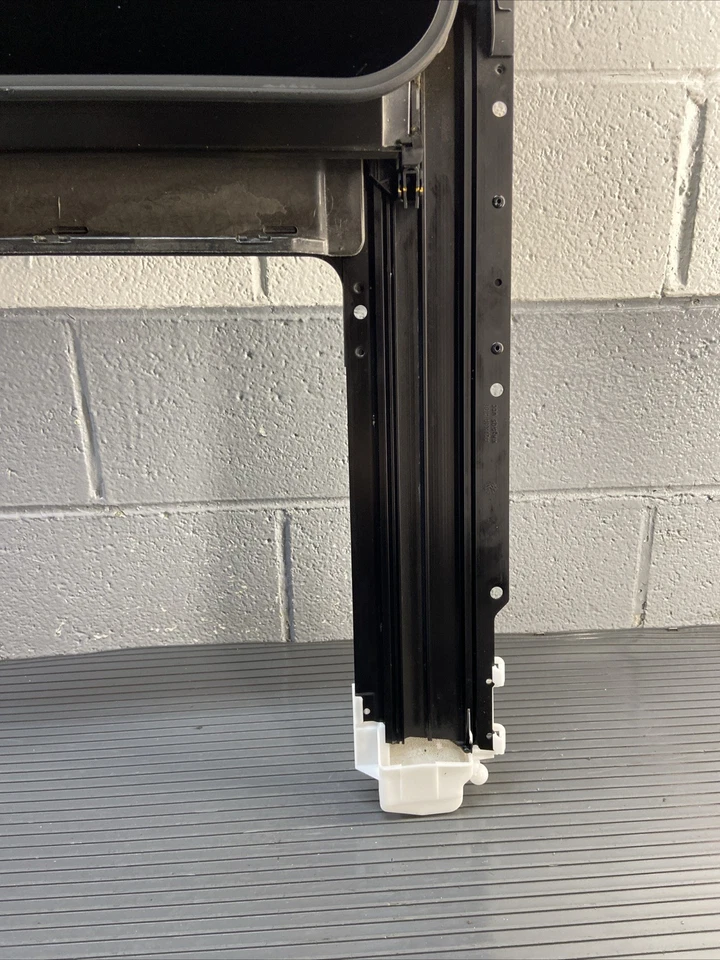 Audi RS7 A7 S7 2012-2018 4G8 techo corredizo ventana de vidrio 4G8877041E fabricante de equipos originales Foto 3 de 4