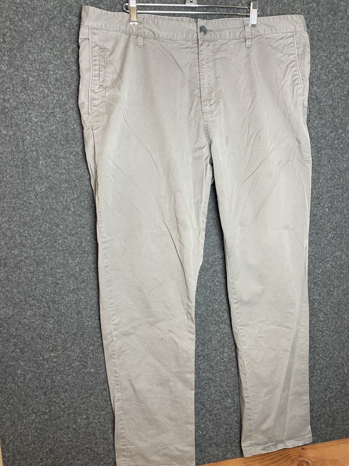 Vuori Collins Chino Pants Men 40x31 Gray V433 5-Pocket Stretch Performance