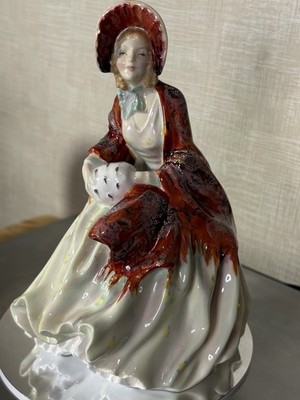 Royal Doulton Figur HN1977 ''Her Ladyship'' 1945-1959 - 7 inch L Harradine