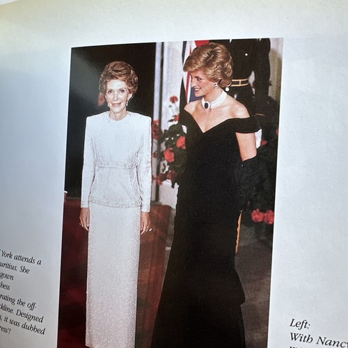 Royal Style Wars Adrienne Lowery 1988, Hardcover Princess Diana Sarah Ferguson - Picture 8 of 10