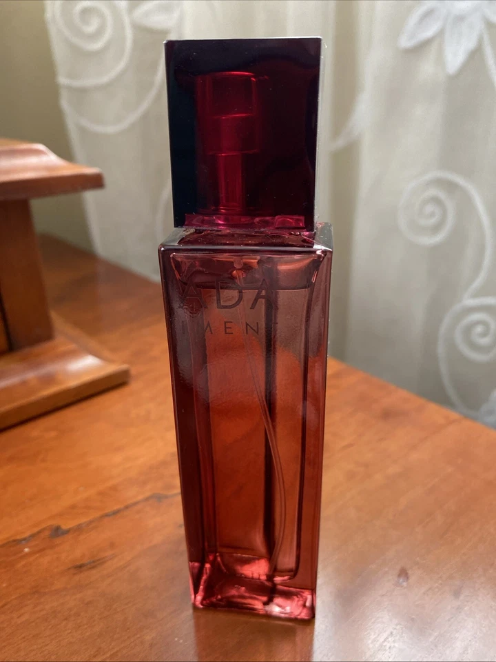 Eau De Toilette Spray Escada Sentiments Pour Homme By Escada 1,7 fl oz  Foto 2 de 4