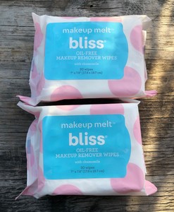 makeup melt bliss wipes