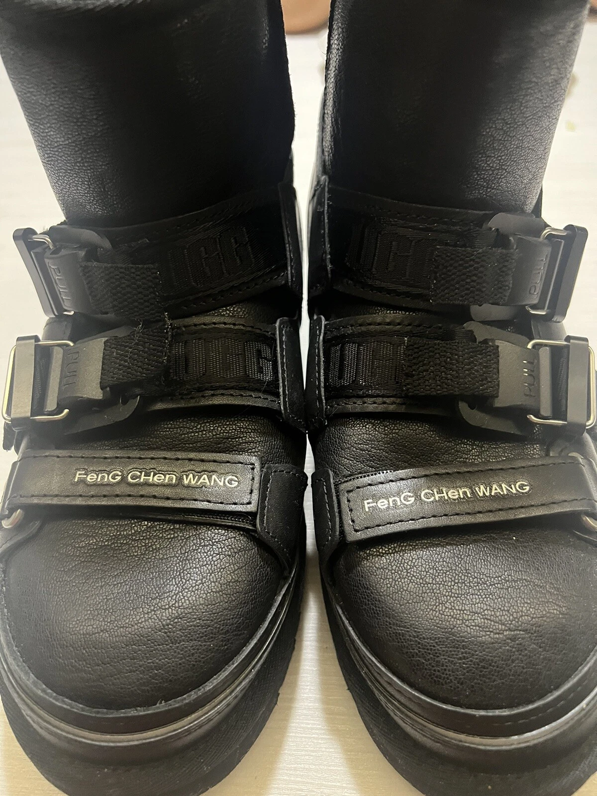 SANDALO UNISEX UGG X FENG CHEN WANG PELLE NERO CONVERTIBILE UOMO TAGLIA 8 NUOVO SENZA SCATOLA