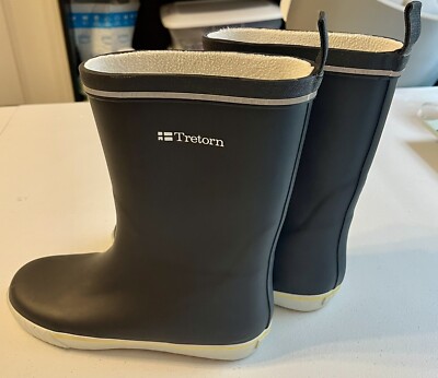 Tretorn Skerry Rain Boot, Girls/Women’s size 35, Navy with Yellow Accents 