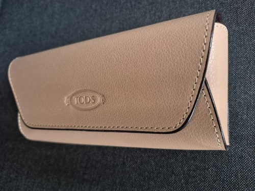 TOD’S Sunglasses Semi Hard Case & Lenses Cloth (sealed) Brand New unused - Picture 3 of 7