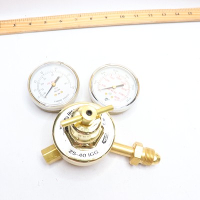 CFH Argon Gas Regulator Oxygen 175 psi 3.75''