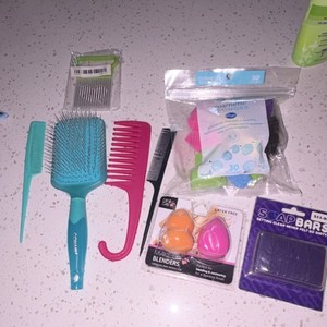 Bundle Hair Care And Face Sponges