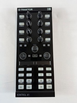 Native Instruments Traktor Kontrol X1 MK2   Tested   Great Condition   Box + USB