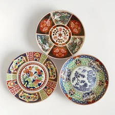 Vintage IMARI Japan Porcelain Plates • Set of 3 • 6.25” Multicolor Decorative
