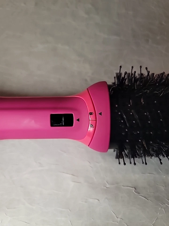 ¡Secador de pelo y cepillo de aire caliente REVLON One-Step Volumizer RVDR5298! Foto 3 de 4