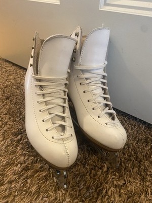 Girl's White Jackson Freestyle Figure Skates 3 B Mark IV Blade - EUC