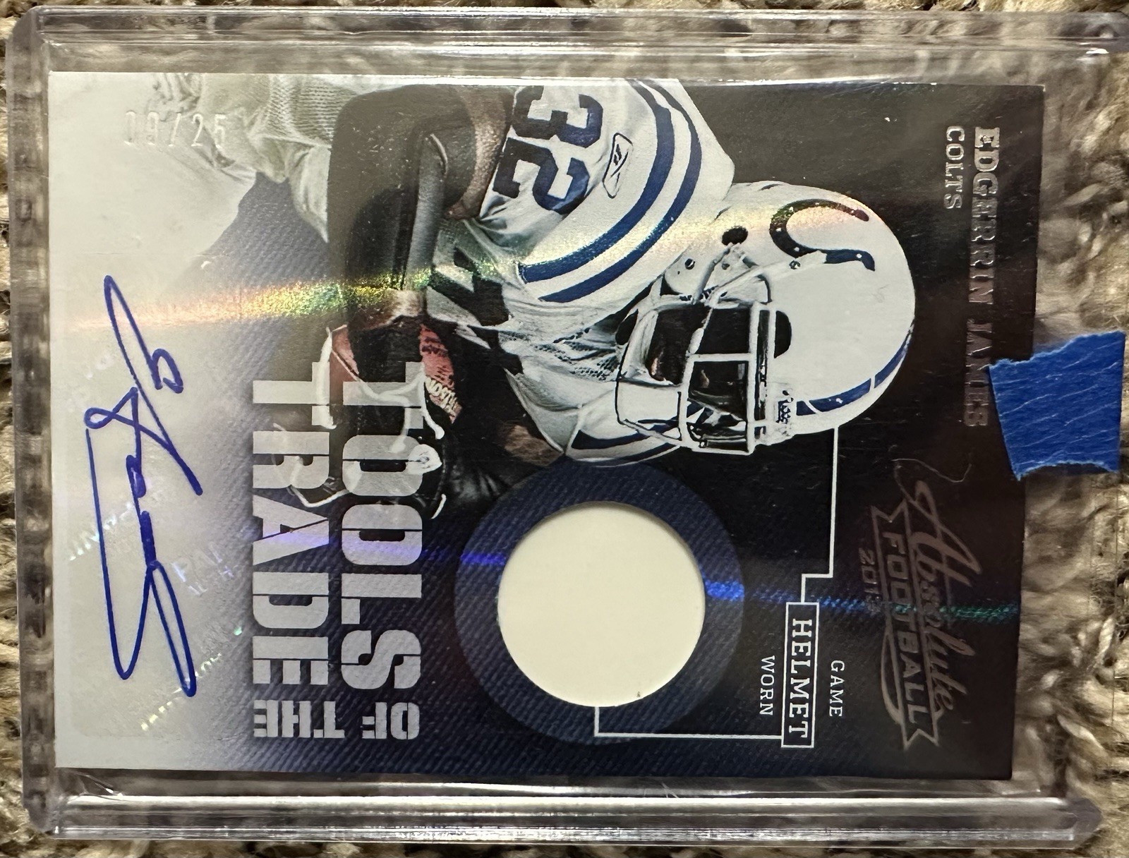 2013 Absolute Football Edgerrin James Game Used Helmet Relic Auto #9/25 Colts  view 2