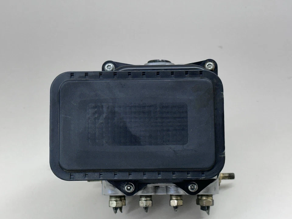 2005-2006 ACURA RSX TYPE S Bomba de Freio Módulo ABS Fabricante de Equipamento Original Usado DC5 K20 - Imagem 3 de 4