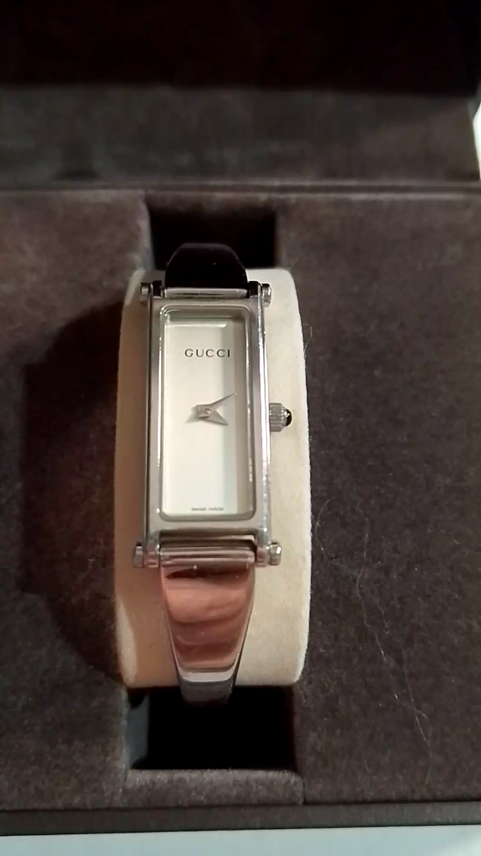 Gucci 1500L Gold GG pattern Pink 1P Diamond shell dial Women's