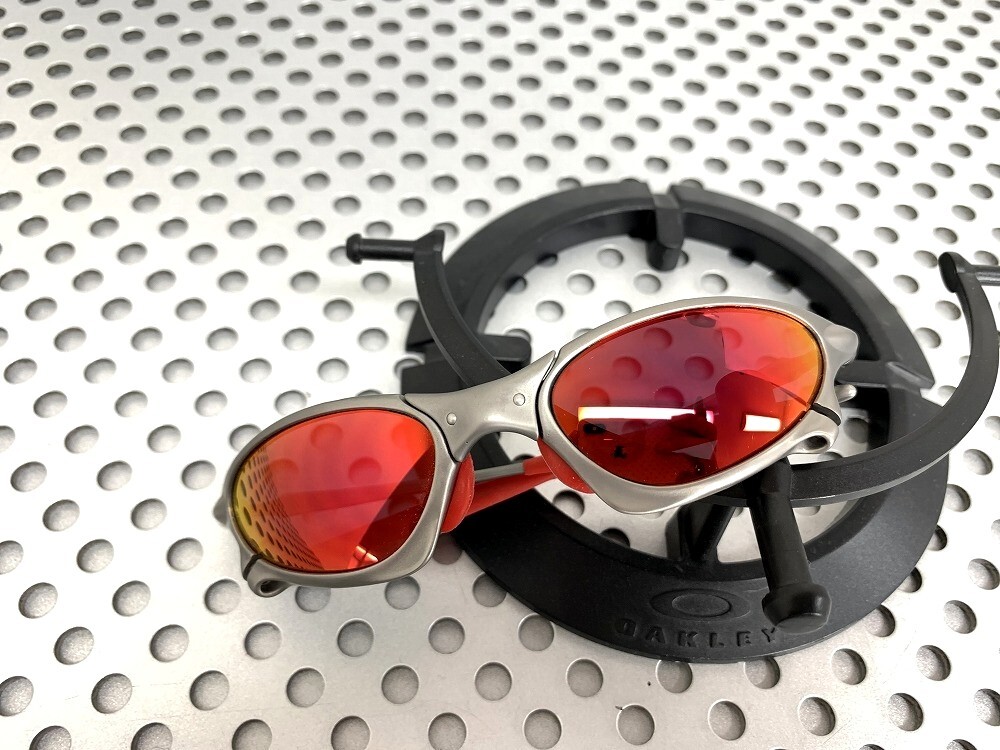 Oakley - いーちゃん s-l400.jpg