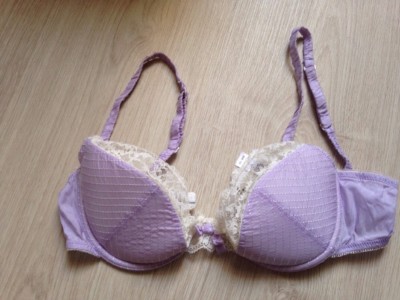 Soutien-gorge 85C BASIC ONE - Violet Floral, Push-up - Très Bon état