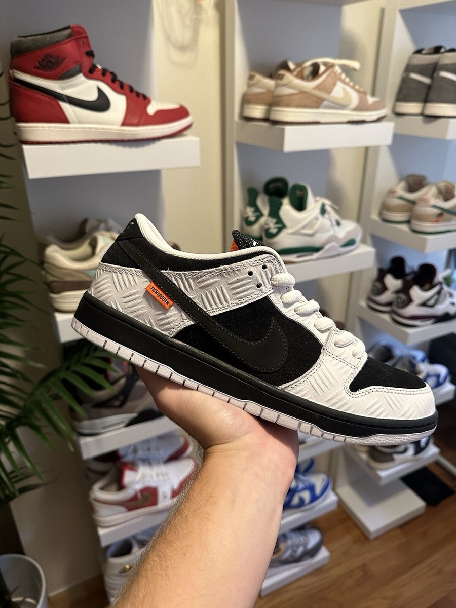 Nike SB Dunk Low TightBooth Men's Size 12 Orange Black White Nike SB Dunk Low TightBooth Men's Size 12 Orange Black White